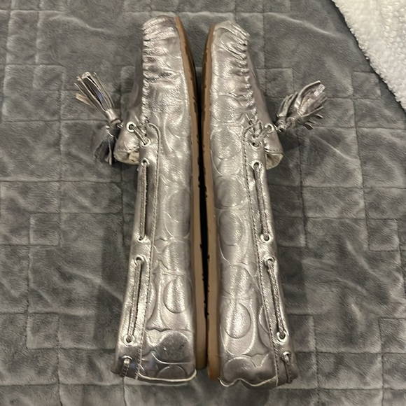 Coach Anita slippers silver metallic size 10 - Picture 4 of 10
